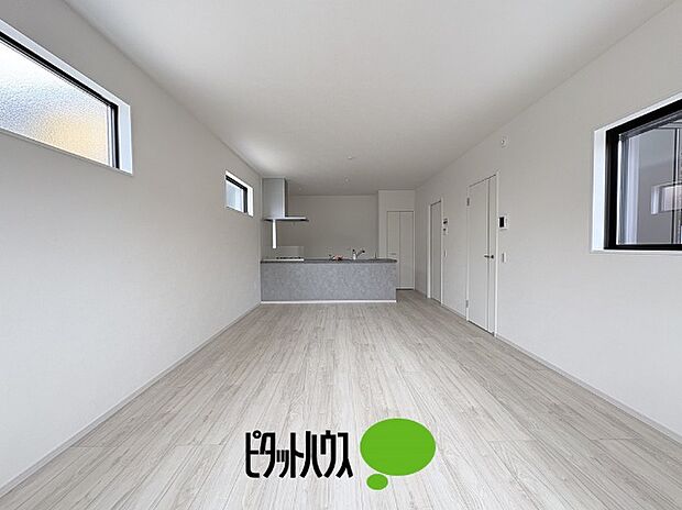 リビングダイニング