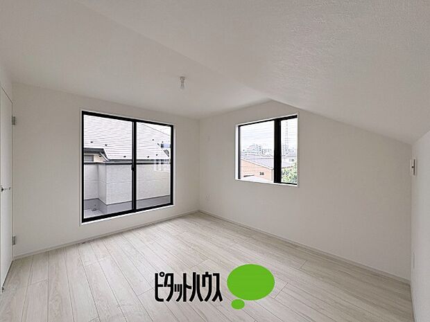 洋室8.5帖