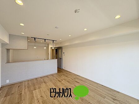 リビングダイニング