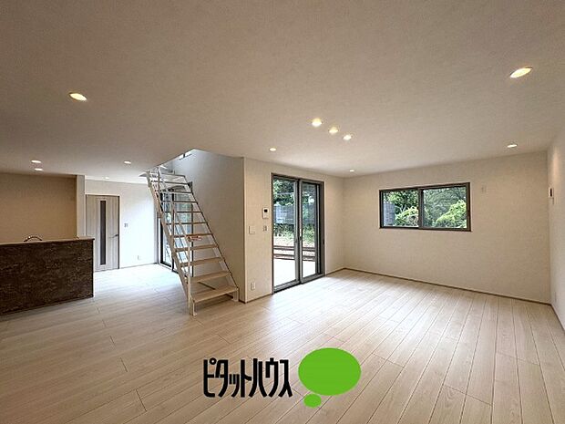 リビングダイニング