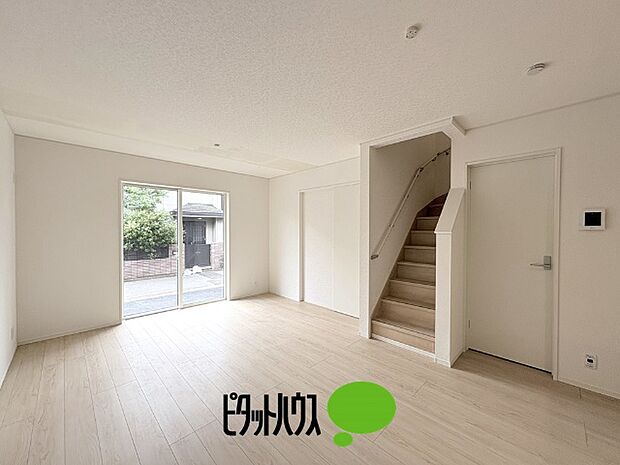 リビングダイニング