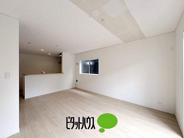 リビングダイニング