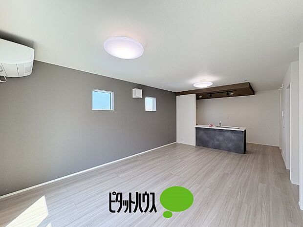 リビングダイニング