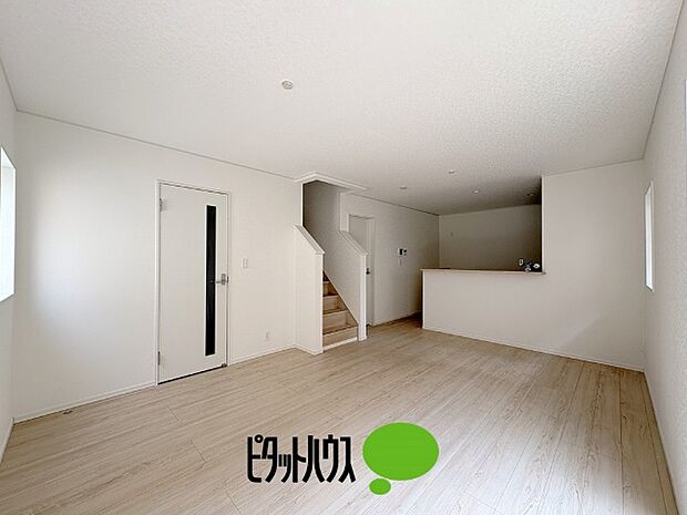 リビングダイニング