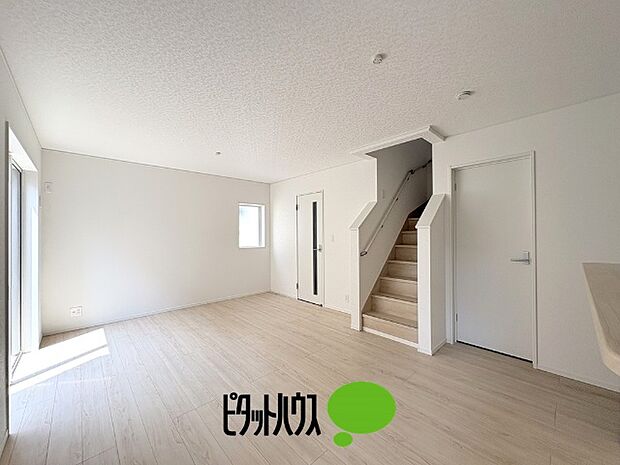 リビングダイニング
