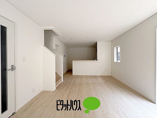 リビングダイニング