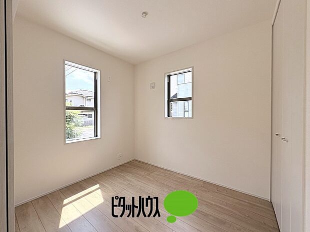 洋室3.7帖