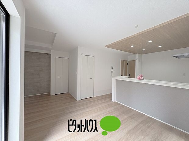リビングダイニング
