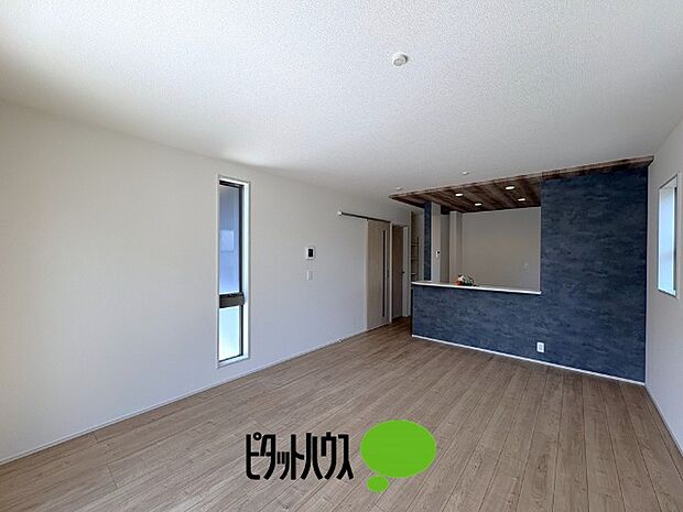 リビングダイニング