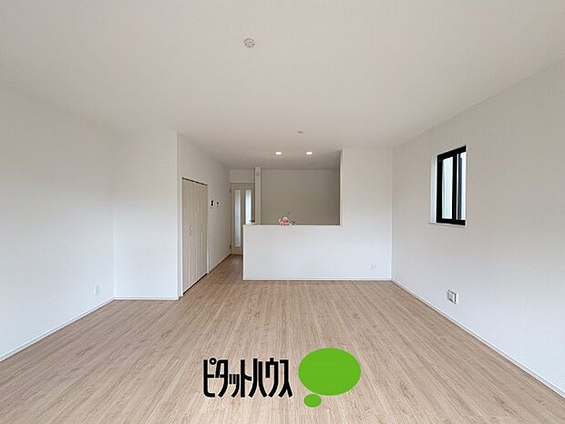 リビングダイニング
