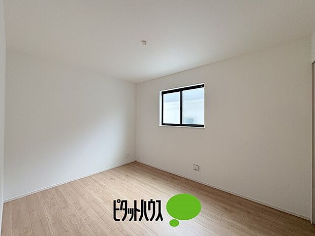 納戸6帖