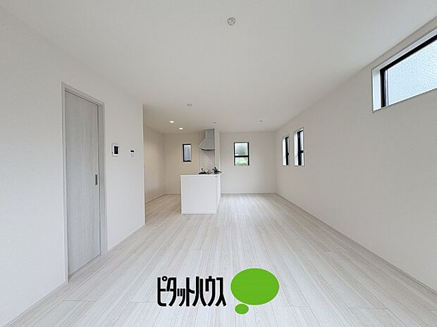 リビングダイニング