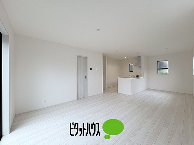 リビングダイニング