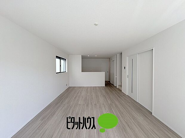 リビングダイニング