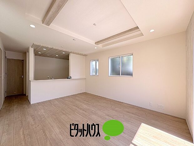 リビングダイニング