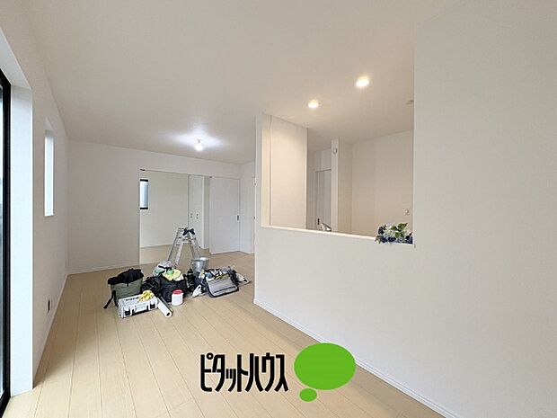 リビングダイニング