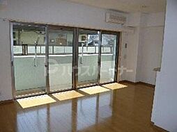 東京メトロ東西線 浦安駅 徒歩16分の賃貸マンション 1階1LDKのリビング/ダイニング