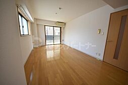 JR総武本線 市川駅 徒歩11分の賃貸マンション 1階2LDKのリビング/ダイニング