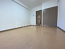 JR総武線 本八幡駅 徒歩6分の賃貸マンション 1階1Kのリビング/ダイニング