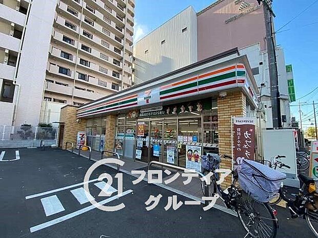 セブンイレブン堺津久野駅前店 徒歩5分。 390m