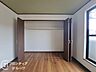 収納：収納場所に困り勝ちな季節もののお洋服も、収納に困りませんね
