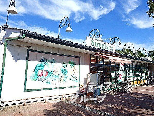 サンプラザさつき野店 徒歩19分。 1490m