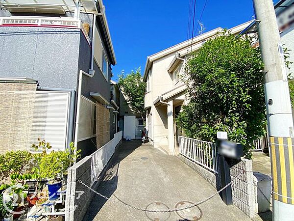 便利な駐車場で、毎日の車の出し入れがスムーズに行えます