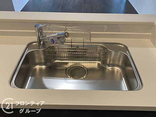 ワイドシンクなので家族が増えても洗い物楽々です
