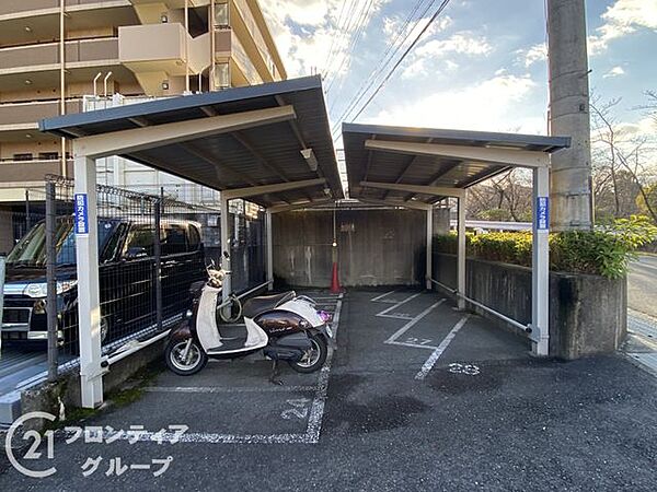 アクセスしやすい場所にあり、日常の移動をサポートします。