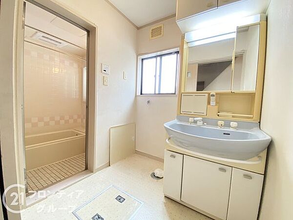 お客様にあった住宅ローンをご提案させていただきます