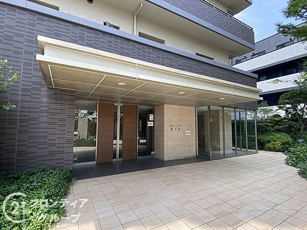 管理の行き届いた綺麗なエントランス。帰宅するのが楽しみになりそうですね。