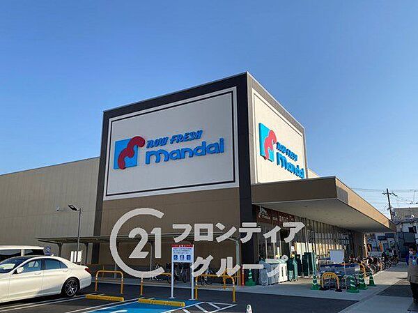 万代堺深井店 徒歩16分。 1220m