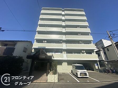 周辺には買い物施設や公共施設など便利な施設が充実しており利便性の良い環境です!