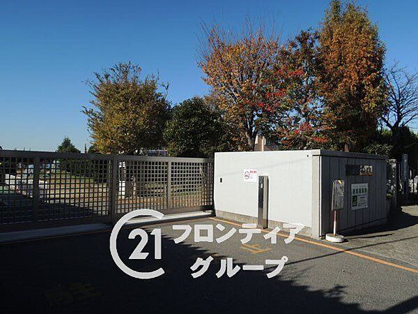 堺市立美原西小学校 徒歩4分。 320m
