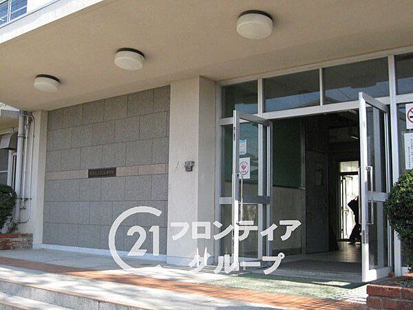 堺市立三国丘中学校 徒歩10分。 730m