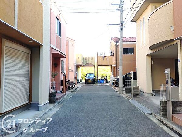 駐車場完備で、車をお持ちの方も安心して利用できる便利で快適な環境が整っており、日常の移動がスムーズです！