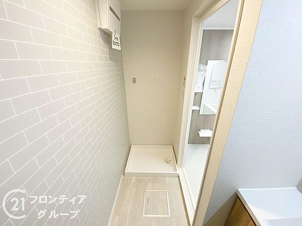 室内の洗濯機置場は、天候に左右されず、便利で快適な洗濯環境を提供し、家事の効率を高めます！