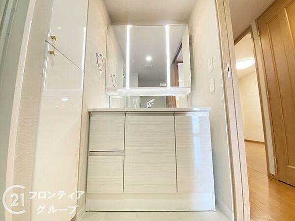 「いつかは」と思っていた住まい探しも、具体的に動き出すと意外とスムーズに進むものです。まずは気軽にご相談いただけます