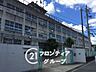 周辺：東大阪市立鴻池東小学校 徒歩9分。 720m