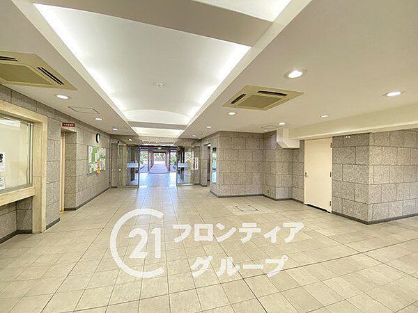 「賃貸のままでいいのか、買うべきか」その判断に必要な情報を、スタッフがわかりやすく整理してお伝えします。お気軽にご相談ください