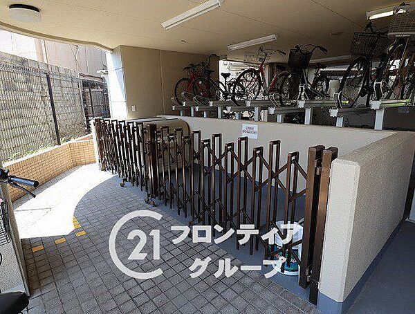 エリアの特性や周辺環境についての情報提供も行っています。物件だけでなく、地域の暮らしやすさも含めてご確認いただけます