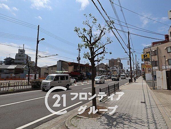 写真だけではわからない採光・広さ・周辺環境の実感は、実際に足を運んでみることが一番です。ご見学はいつでもご予約いただけます