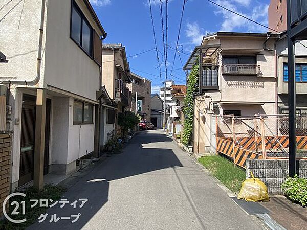 住まい選びは、価格や立地だけでなく、将来の暮らし方まで含めて考えることが大切です。今の段階で気になっていることを、まずスタッフに話してみてください