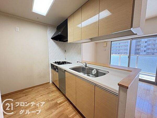 はじめてのご相談でも、経験豊富なスタッフが丁寧にお話を伺います。住まいのことで気になることがあれば、いつでもお声がけください
