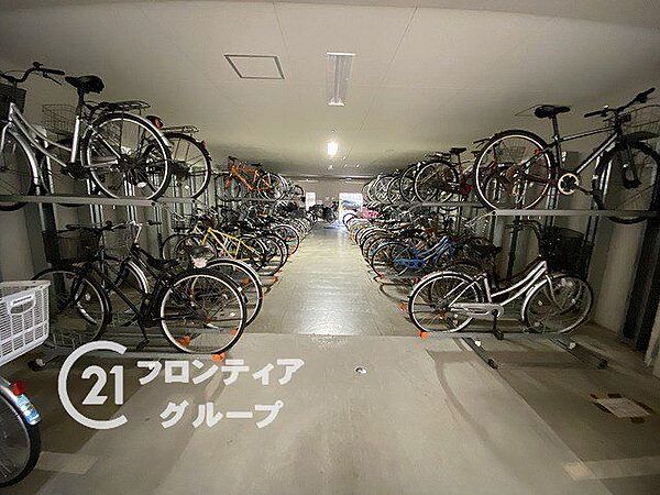 エリアの特性や周辺環境についての情報提供も行っています。物件だけでなく、地域の暮らしやすさも含めてご確認いただけます