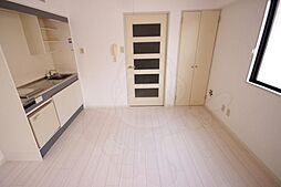 メゾンド佐伯 2階1LDKのリビング/ダイニング