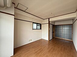 JR山陽本線 横川駅 徒歩3分の賃貸マンション 5階1DKのリビング/ダイニング