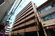 八丁堀駅より徒歩3分 築19年10ヶ月 13階建の賃貸物件