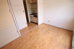 メゾンワールド 4階1Kのリビング/ダイニング