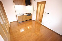 ティアラ堺町 3階1DKのリビング/ダイニング